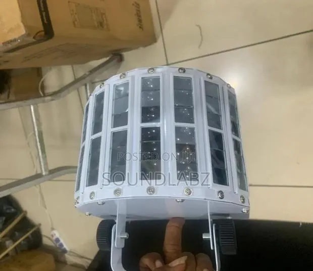 100-240v 24W RGBW LED 7 Channel DMX 512 Voiceactivated · Photo 1