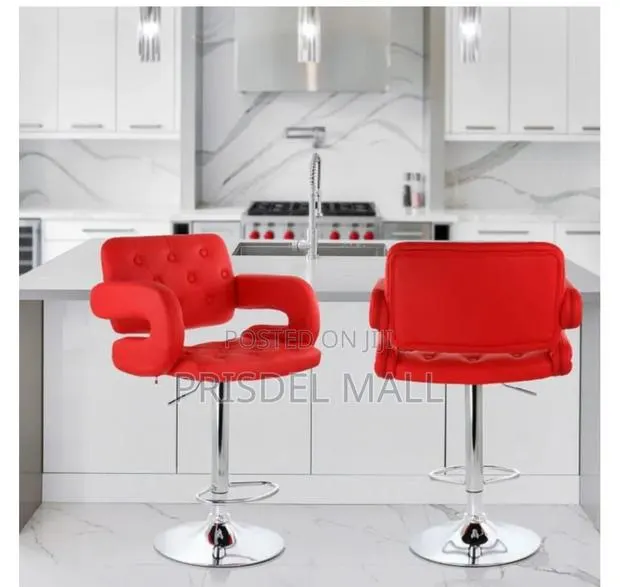 Adjustable Swivel Bar/Pub Chair · Photo 1