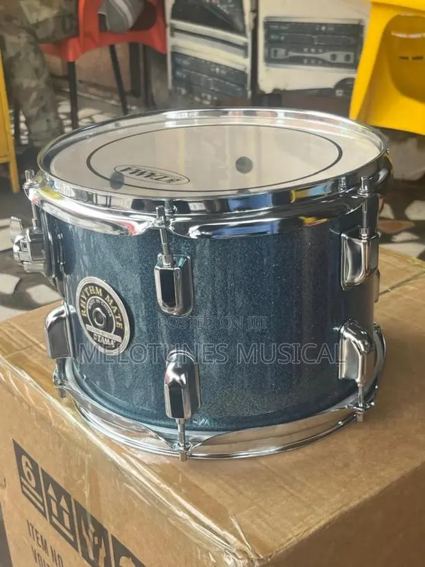 Tama Rhythm Mate 5-Piece Professional Drumset · Photo 1