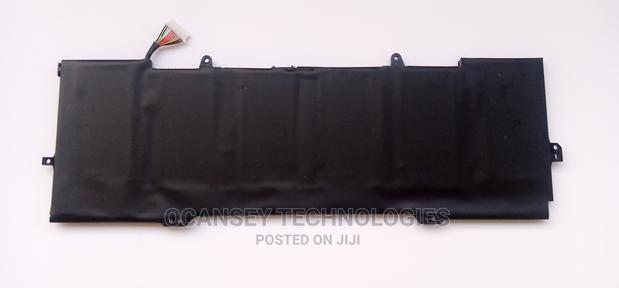 Original Hp Yb06xl Battery for Hp Spectre X360 15-Ch010tx · Photo 8