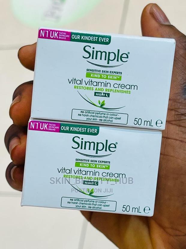 Simple Kind to Skin Vital Vitamin Night Cream · Photo 1
