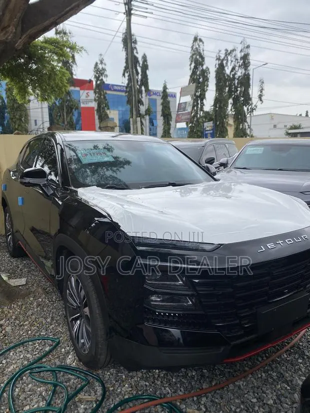 New Jetour Dashing 2024 Black · Photo 1