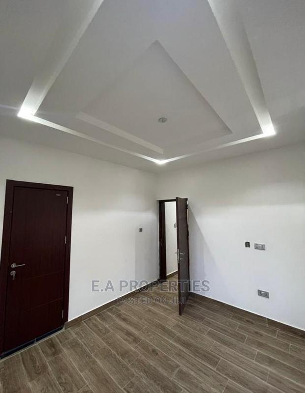 3bdrm House in E a Properties, Owusu Ansah for Sale · Photo 1