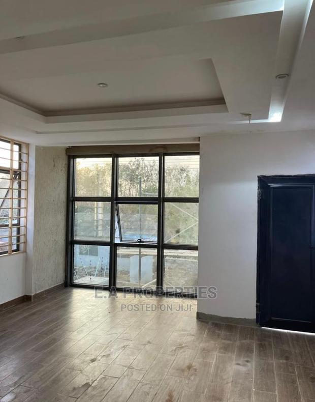 3bdrm House in E a Properties, Owusu Ansah for Sale · Photo 6