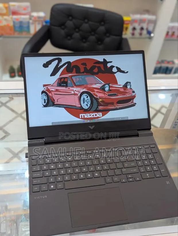Laptop HP Victus 15 24GB AMD Ryzen 5 SSD 512GB · Photo 1