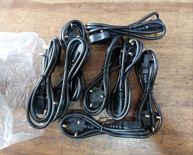 Power Cable. · Photo 2