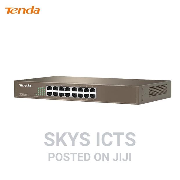 16 Port Tenda Gigabit Switch · Photo 1