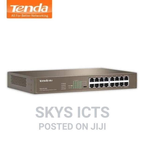 16 Port Tenda Gigabit Switch · Photo 2