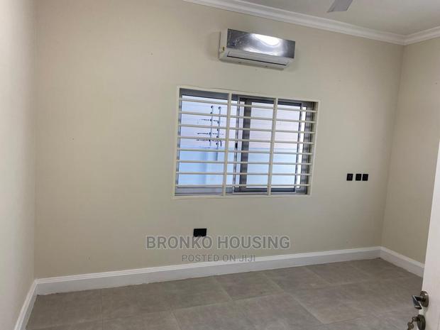 3bdrm House in Bronko Housing, Spintex for rent · Photo 6