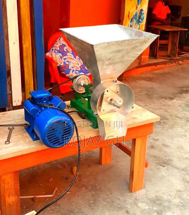 Vegetable Machine With Electric Motor · Photo 2