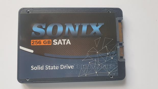 SSD 256gb - 2.5" Sata Iii Internal SSD Drive · Photo 5
