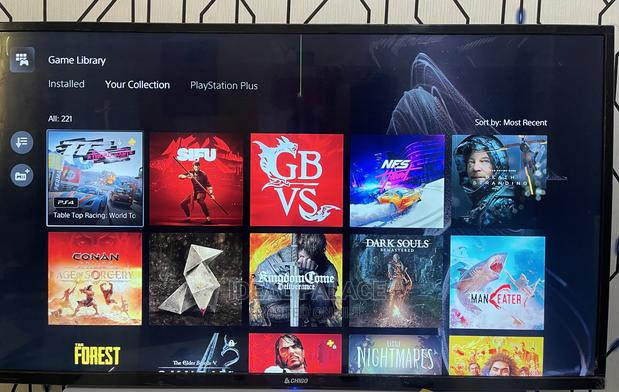 Playstation 5 Standard With About 100 Games · Photo 6