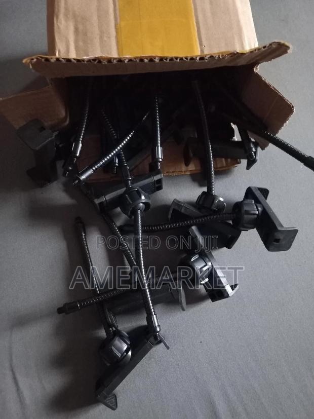 Phone Holder for Ring Light. Make-Up, Live Recording Video · Photo 4