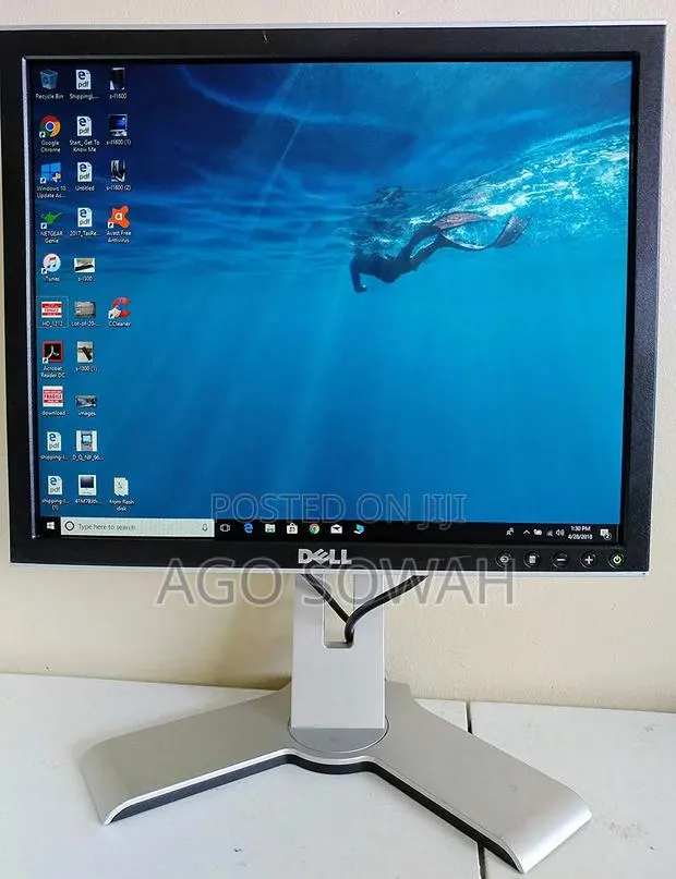 Dell 17inches Monitors · Photo 1