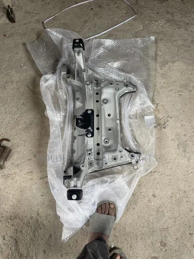 Honda CR-v 23 Front Beam · Photo 1