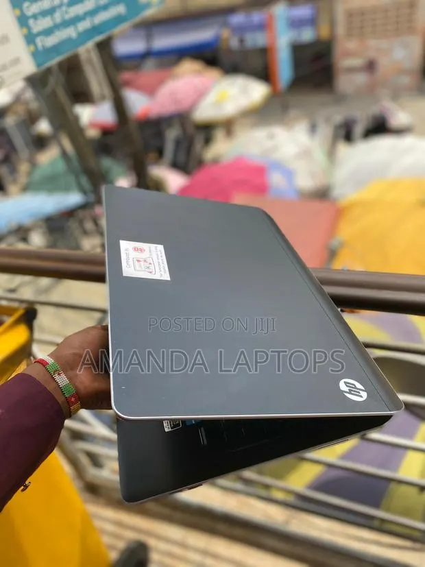 New Laptop HP Pavilion Dv7 16GB Intel Core i7 SSD 250GB · Photo 1