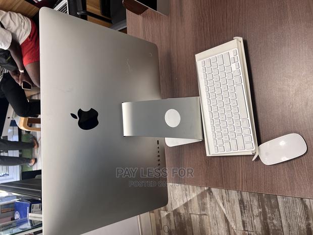 Desktop Computer Apple iMac 8GB Intel Core I5 SSD 256GB · Photo 3