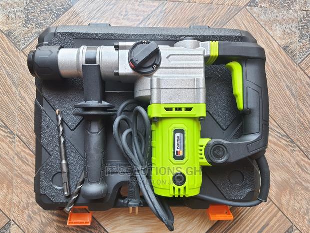 Drilling Machine · Photo 2