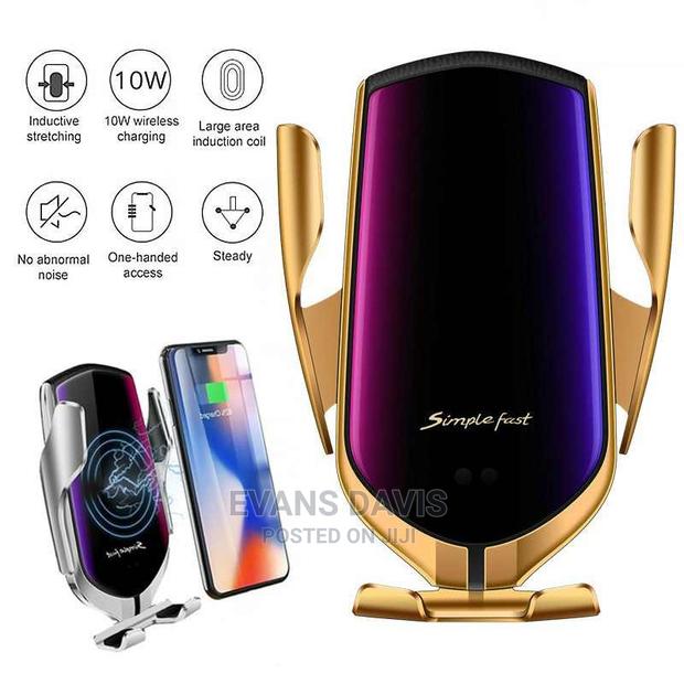 Automatic Smart Sensor Car Wireless Phone Charger · Photo 1