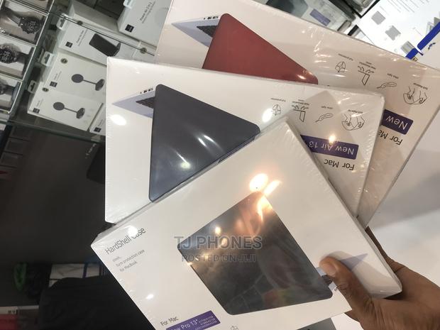 Macbook Cases, iPad Cases/Protectors · Photo 1