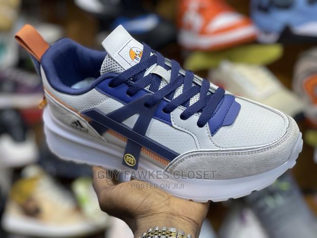 Adidas Paul Aura TN · Photo 2