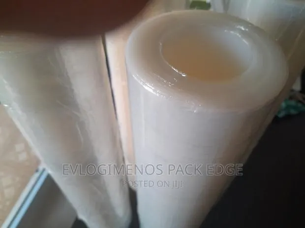 Coreless Stretch Wrap · Photo 1
