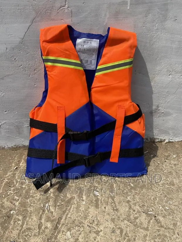 Original Kids Life Jacket At Cool Price · Photo 1