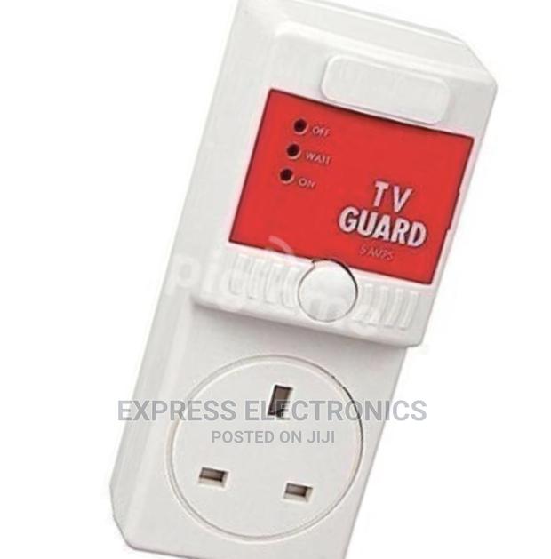 Tv Guard - 13 AMPS - White · Photo 1