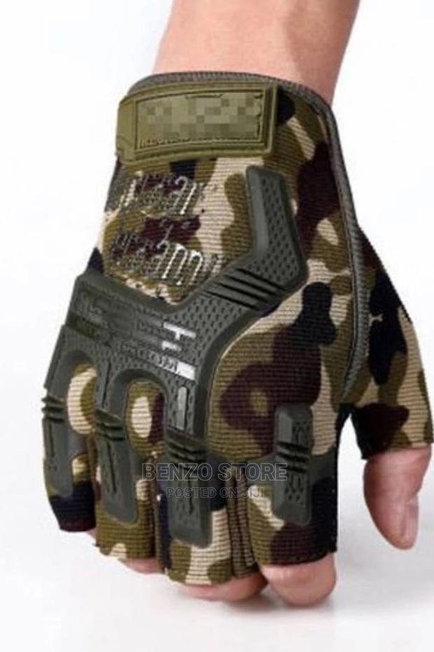 Nice Design Hand Gloves for Gym · Photo 2