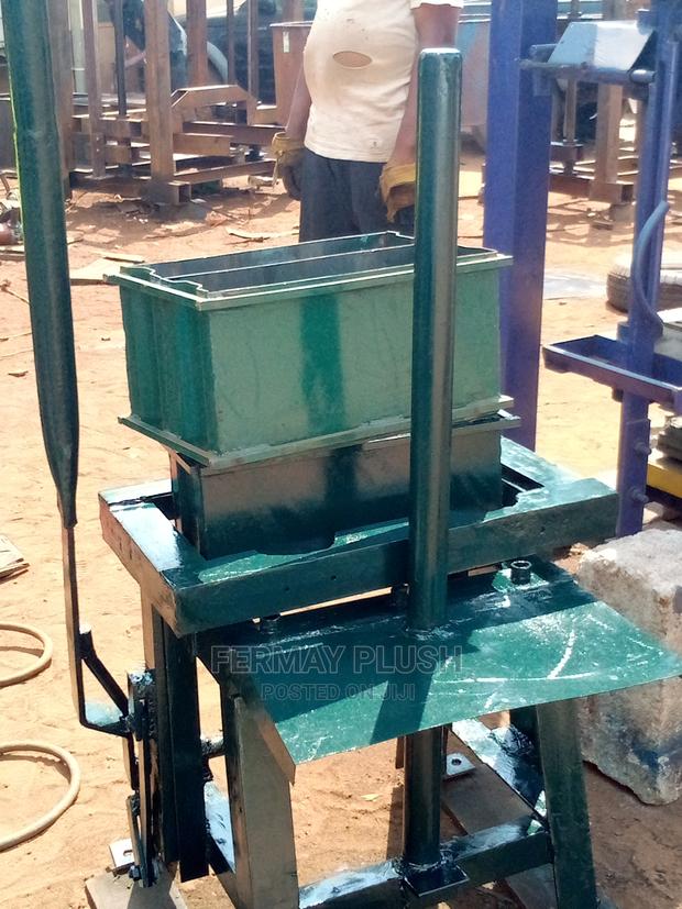 Simple to Operate Block Machine for Sale · Photo 1