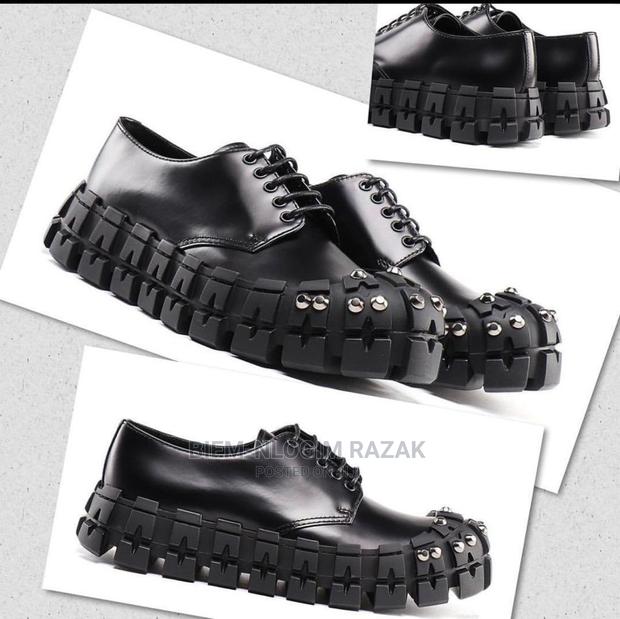 Super Quality Prada Shoes Available in Stock · Photo 4