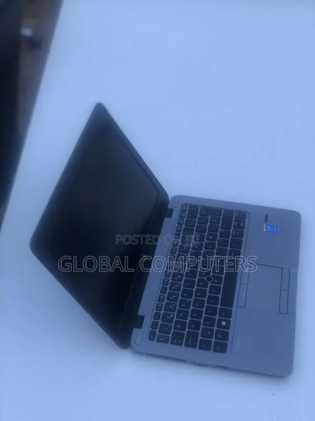 Laptop HP EliteBook 820 G2 8GB Intel Core i5 HDD 500GB · Photo 1