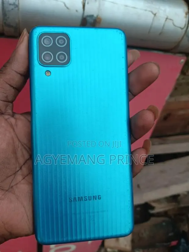 Samsung Galaxy M12 128 GB Blue · Photo 1
