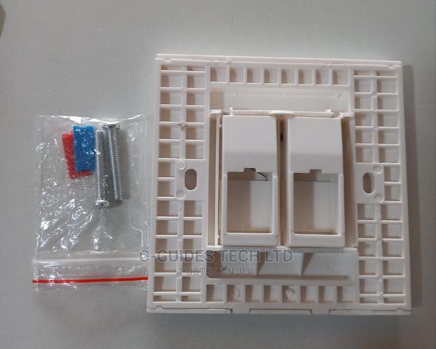 Avp Double Faceplate With Keystone Jack, Double Wall Socket · Photo 3
