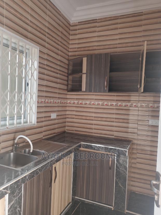 2bdrm Apartment in Ayathar Bedroom, Teshie for Rent · Photo 2