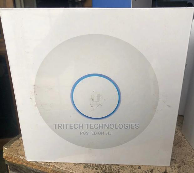 Unifi 6 Access Point Unifi6 Pro (U6-Pro) · Photo 2
