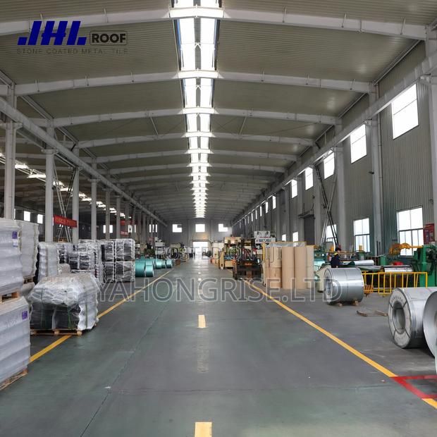 Factory Supply Directly Stone Coated Metal Roof Tile · Photo 5