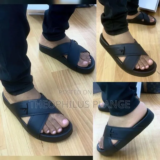 Tomford Leather Slippers · Photo 1