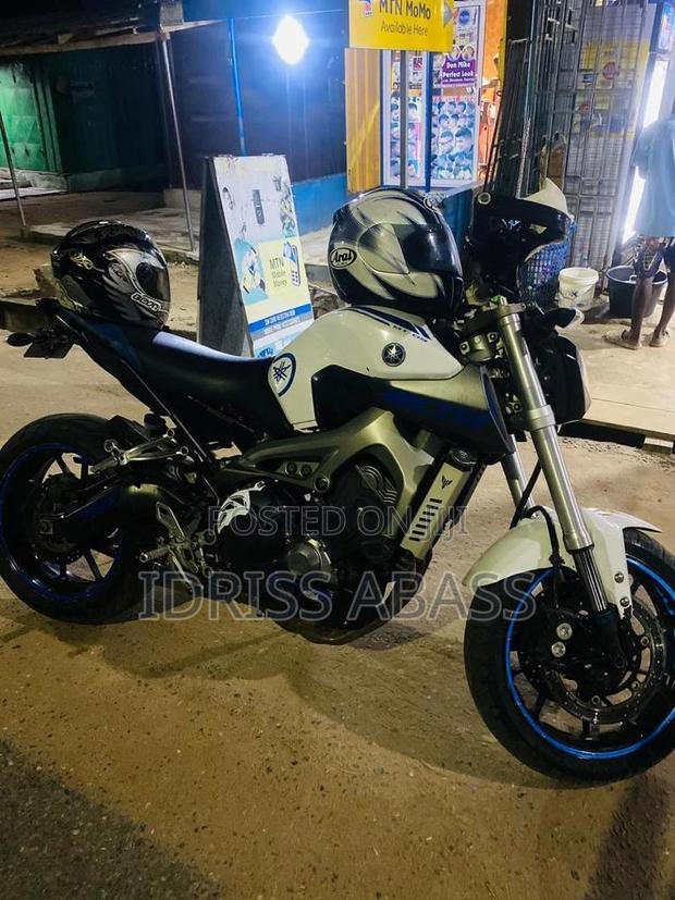 Yamaha 2018 White