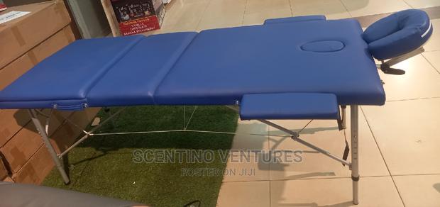 Massaging Couch · Photo 2