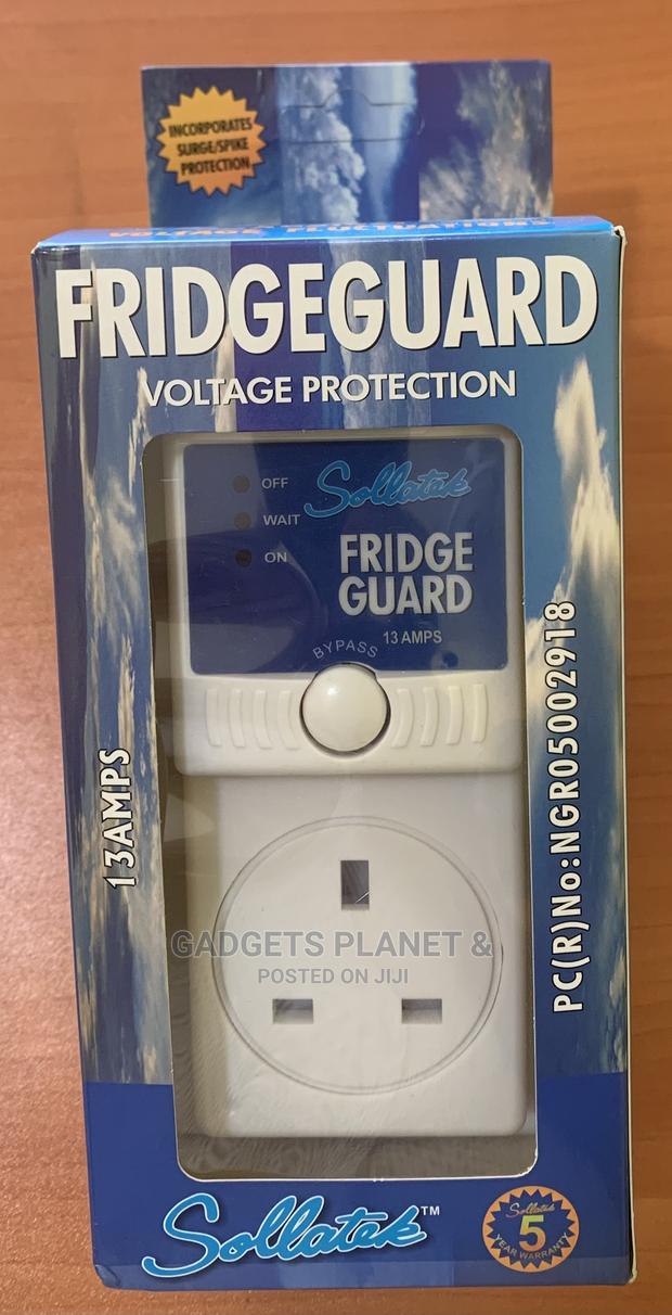 Sollatek Fridge Guar Voltage Protection - 13amps · Photo 1
