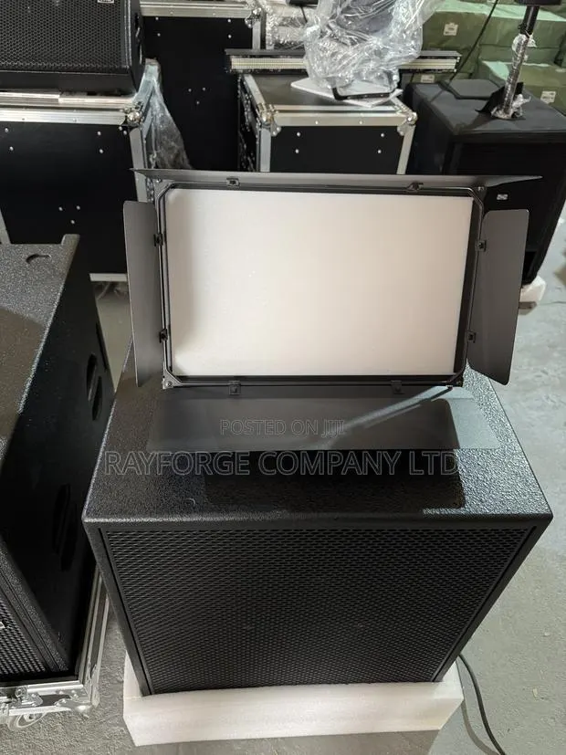 DMX512 LED Flat Lamp · Photo 1