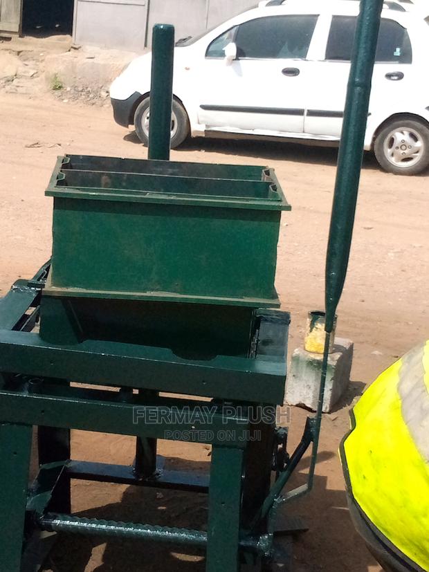 Easy to Function Small Block Machine for Sale in Ghana · Photo 1