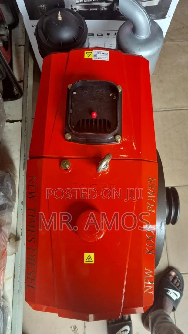 Zs1115 24HP Changfa Diesel Engine for Commercial Usage · Photo 2