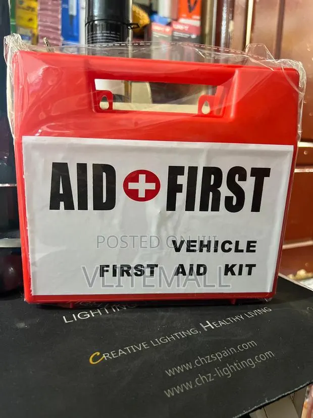 First Aid Verhicle Kit · Photo 1