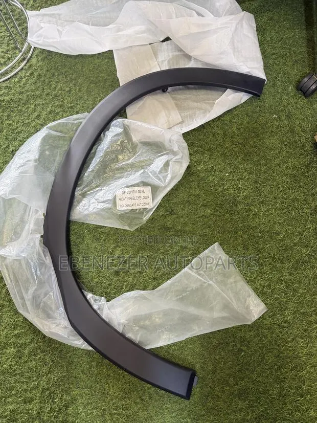 Honda HRV Hr-v Front Fender Moulding 2022 2023 2024 2025 2026 · Photo 1