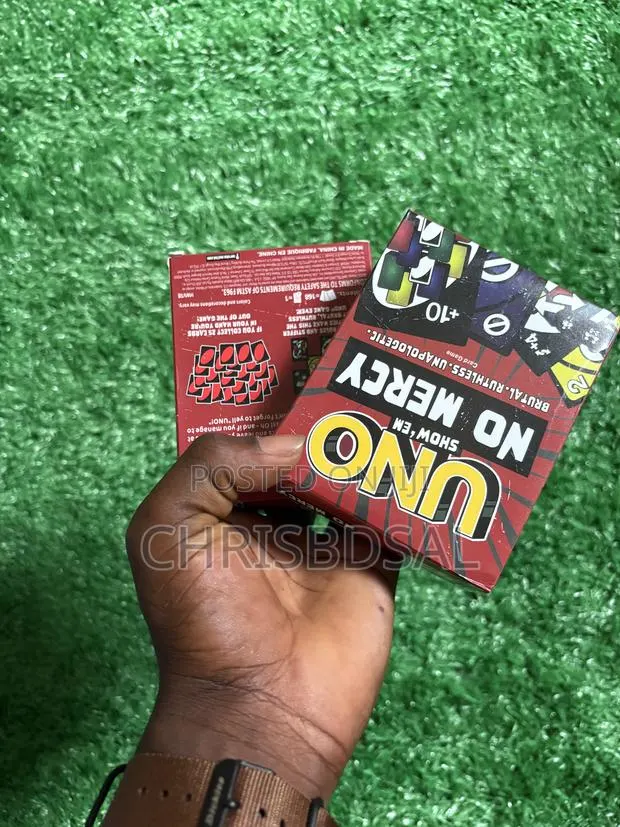 Uno +10 No Mercy Cards · Photo 1