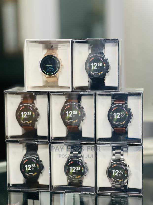 Google Fossil Watch Gen 6 · Photo 6