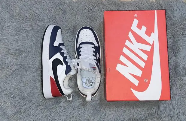 Nikeair Sneaker · Photo 1