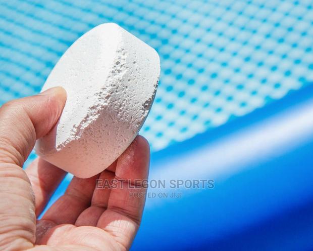 Swimming Pool Chlorine Tablet 200g X 10 · Photo 1